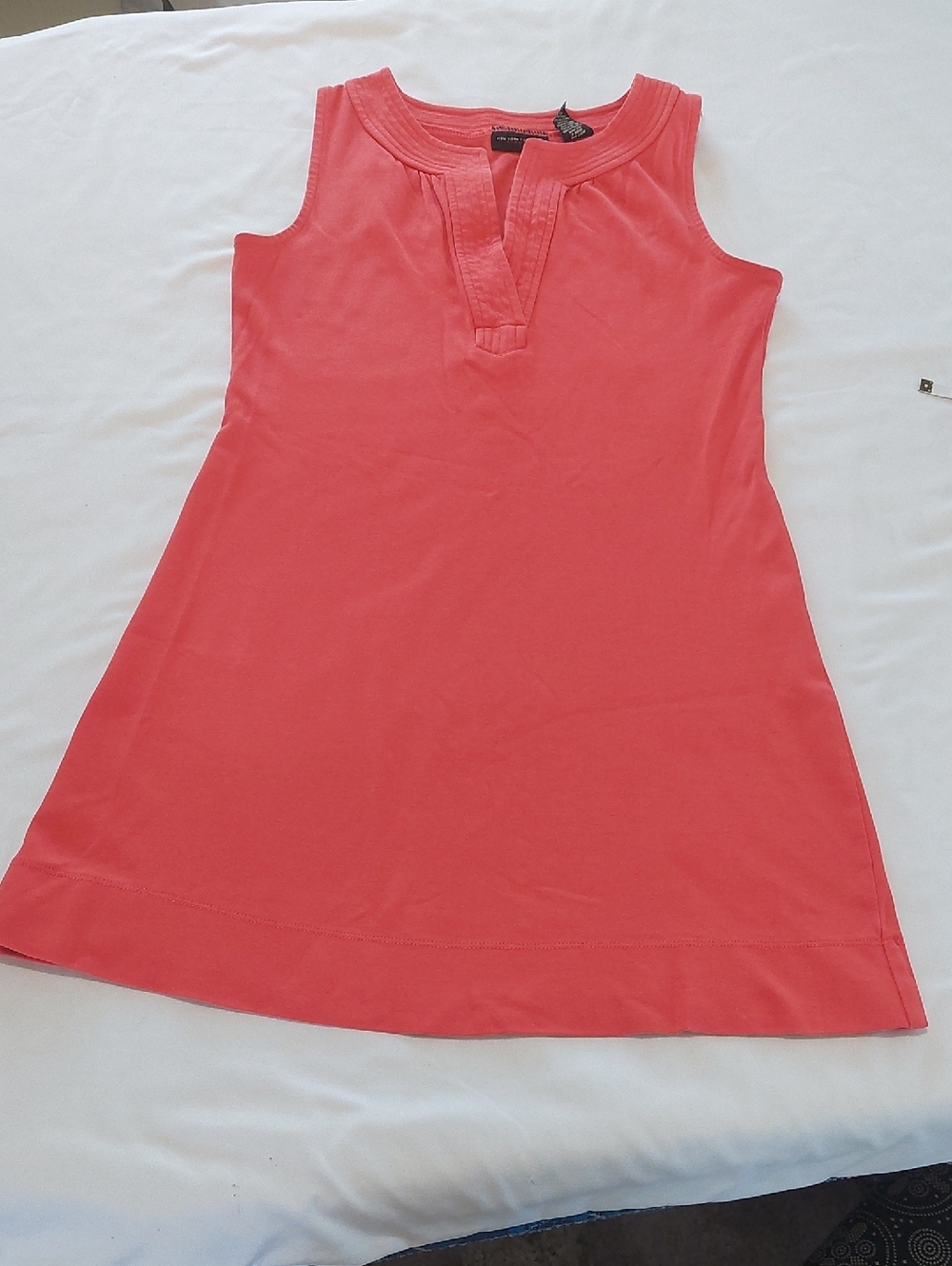New York & Company Coral Red Stretch No Sleeves .100 % Cotton .Size XS